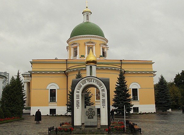 Фотография достопримечательности. Данилов монастырь в Санкт-Петербурге