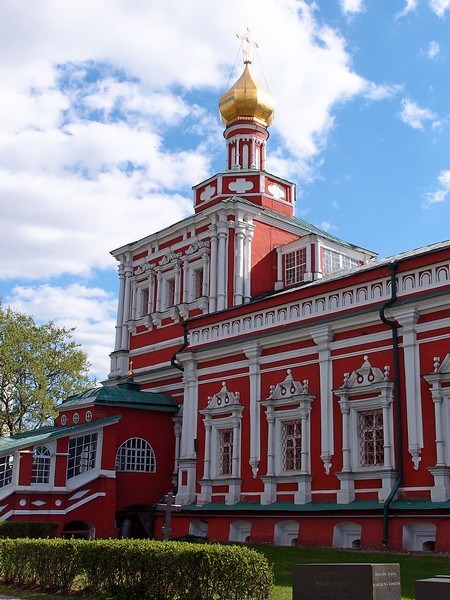 Фотография достопримечательности. Новодевичий монастырь в Санкт-Петербурге